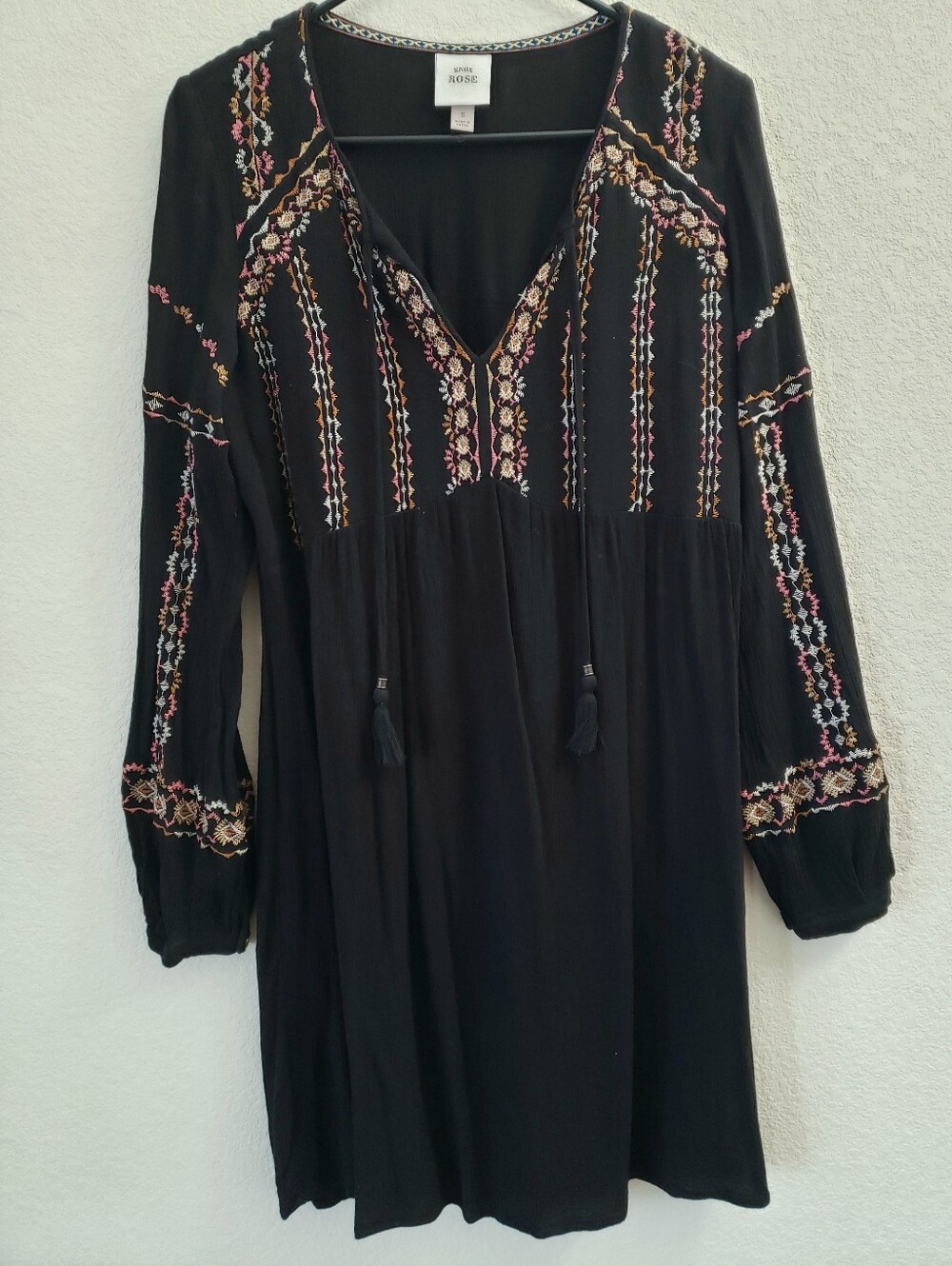 Knox Rose Black Embroidered V-Neck Boho Long Sleeve Dress, S